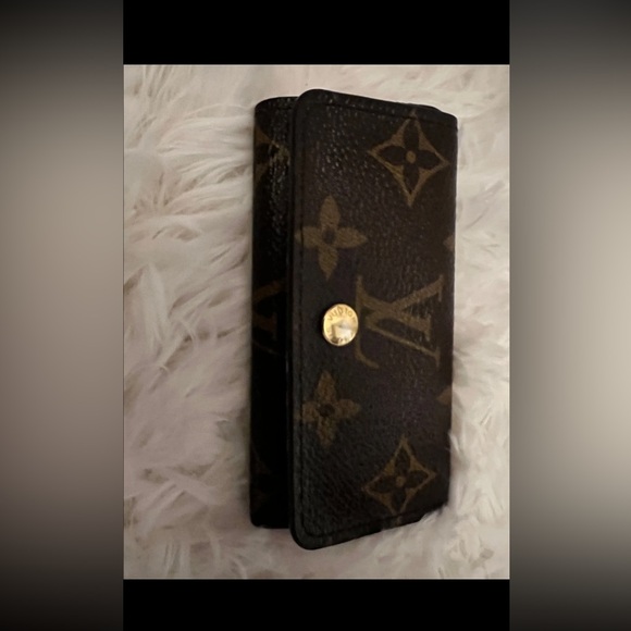 EUC!! RARE* Louis Vuitton Monogram 4 Key Holder w/ Limited Edition Print - Picture 2 of 3
